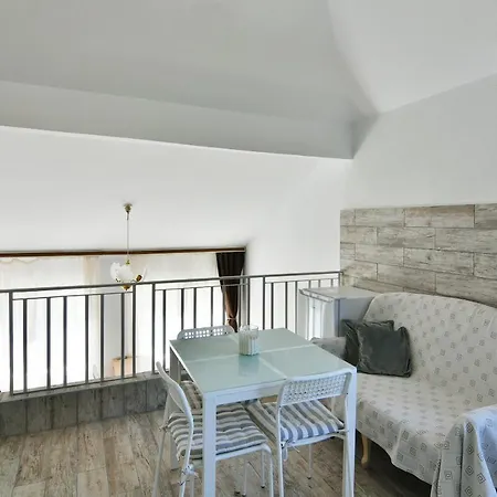 Апартамент Maisonette Loft In Real Center