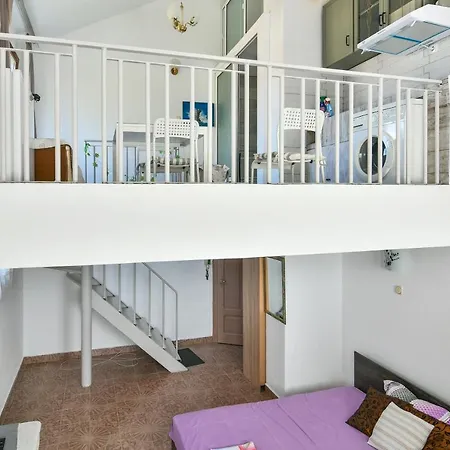 Апартамент Maisonette Loft In Real Center *